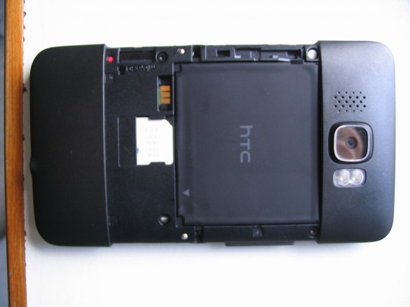 vista trasera sin tapa (bateria, sim y microSD)